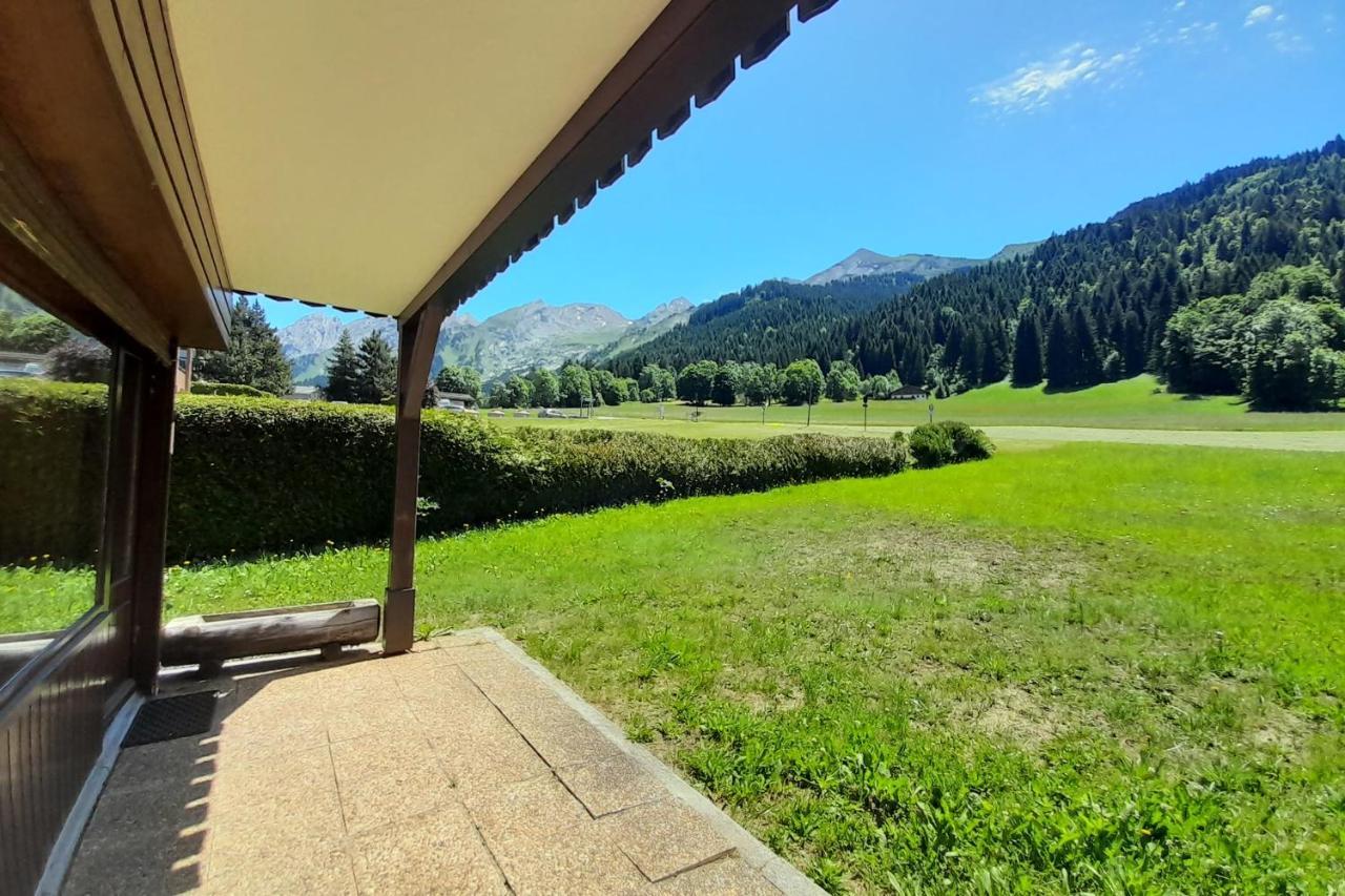Apartment With Terrace At The Foot Of The Slopes La Clusaz Exterior foto
